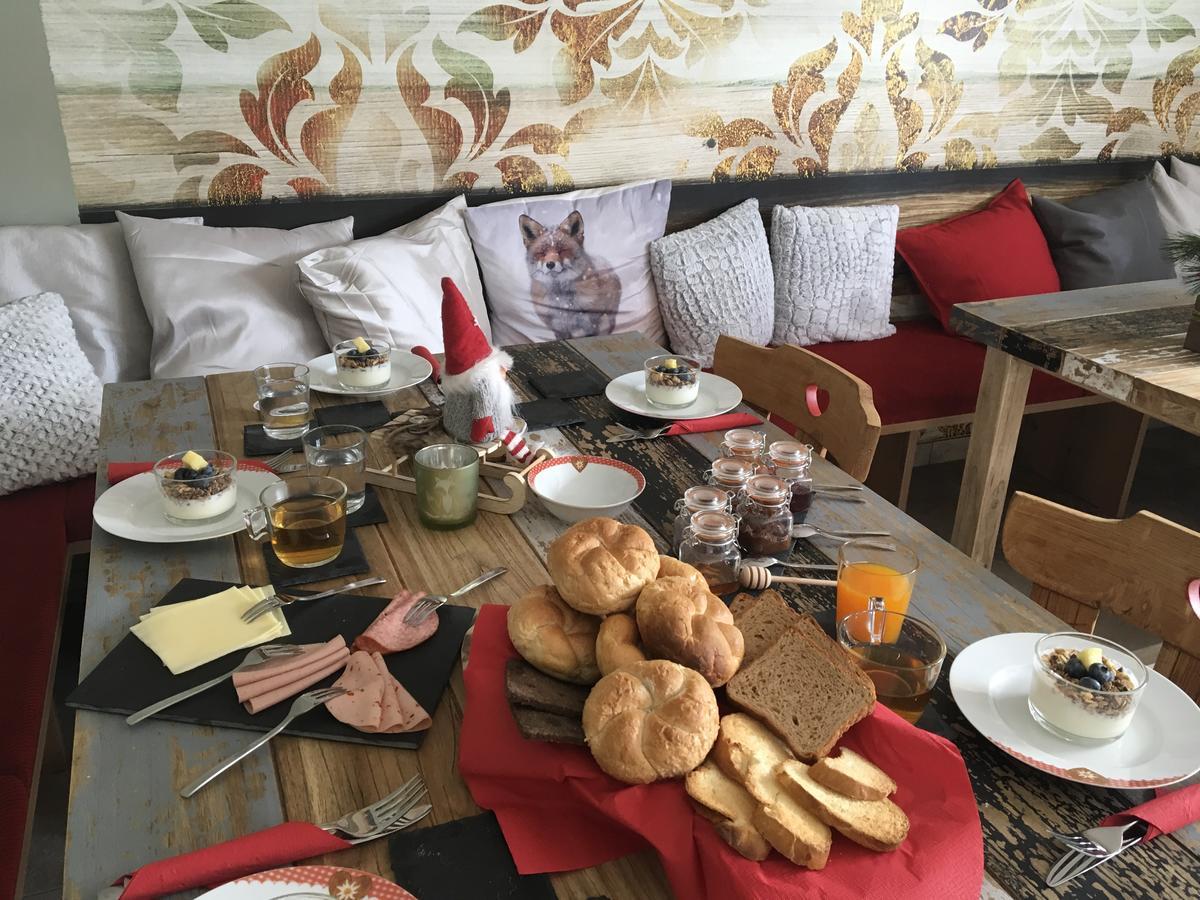Haus Nohra Bed and Breakfast Sankt Michael im Lungau Exteriör bild