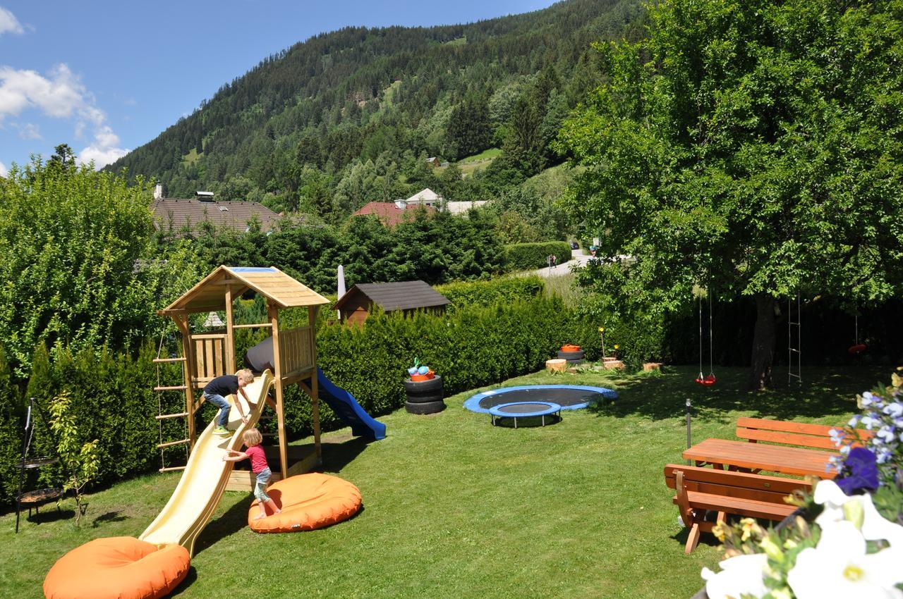 Haus Nohra Bed and Breakfast Sankt Michael im Lungau Exteriör bild